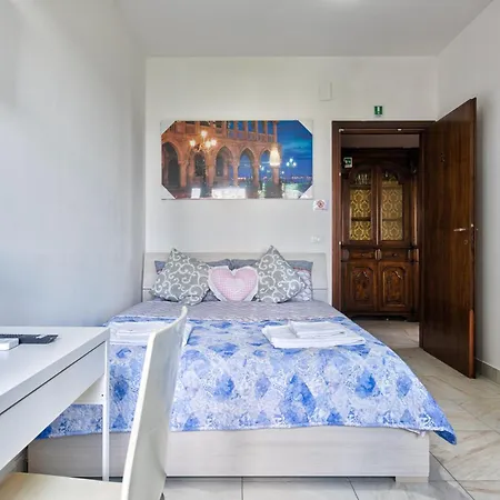 Arish Downtown Venice *