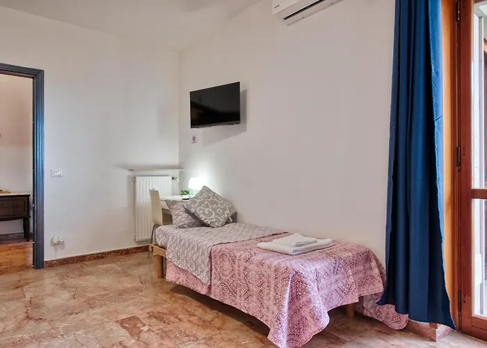 Πανσιόν Arish Downtown Venice Μαργκέρα